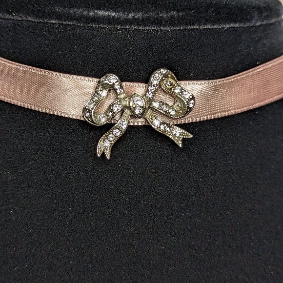 BEN AMUN Mod Victorian Pink Satin and Swarovski Crystal Choker Necklace New - Picture 4 of 13